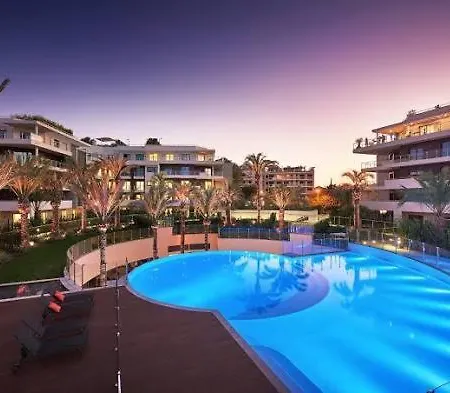Апартаменти Luxury 2 Bedroom Антіб