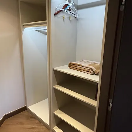 Luxury 2 Bedroom Διαμέρισμα *
