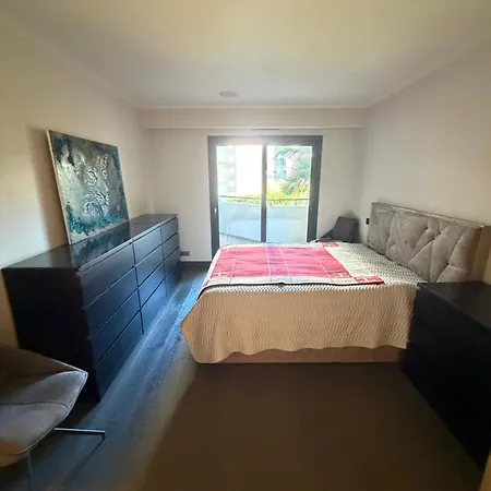 Апартаменти Luxury 2 Bedroom *