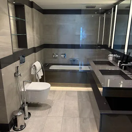 Διαμέρισμα Luxury 2 Bedroom *